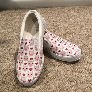 Pig patterned slip-on sneakers
